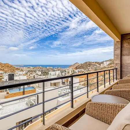 Vista Mare Oasis Apartment